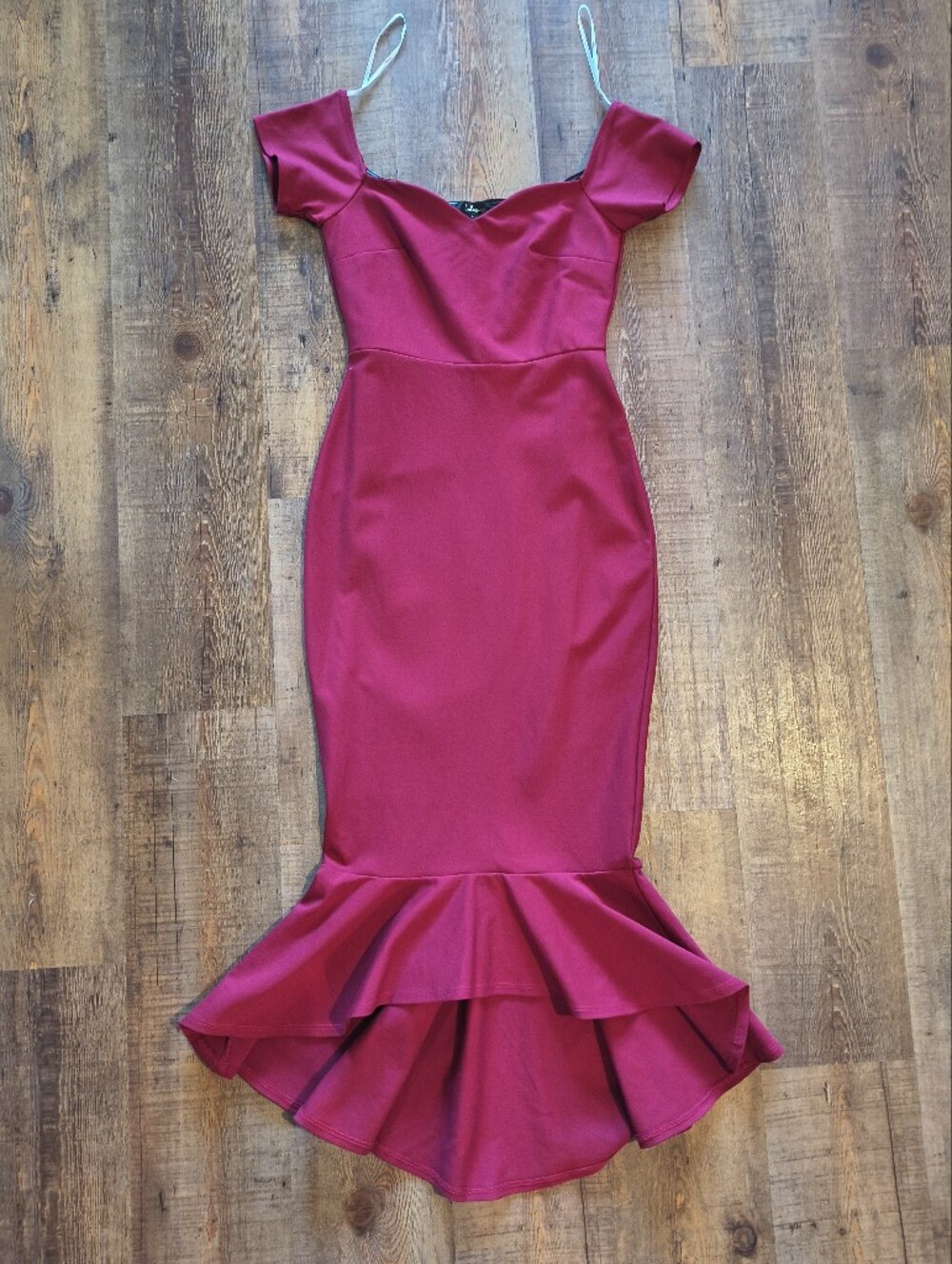 Lulus NWT Ruby Red Short Sleeved Salsa Dance Formal Maxi Ruffled Dress Size S - Picture 5 of 9